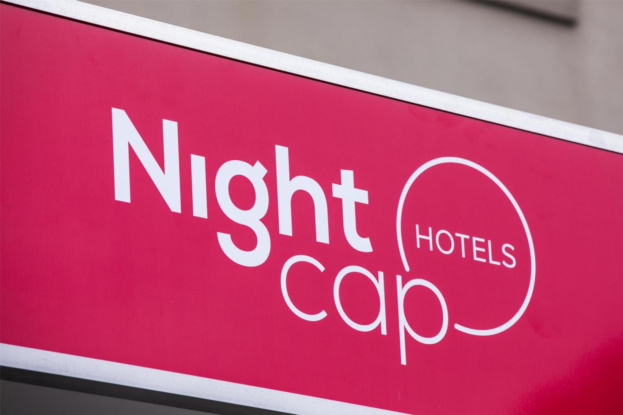 Nightcap At Chester Hill Hotel Bankstown Exterior foto